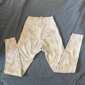 Buffbunny snow camo leggings